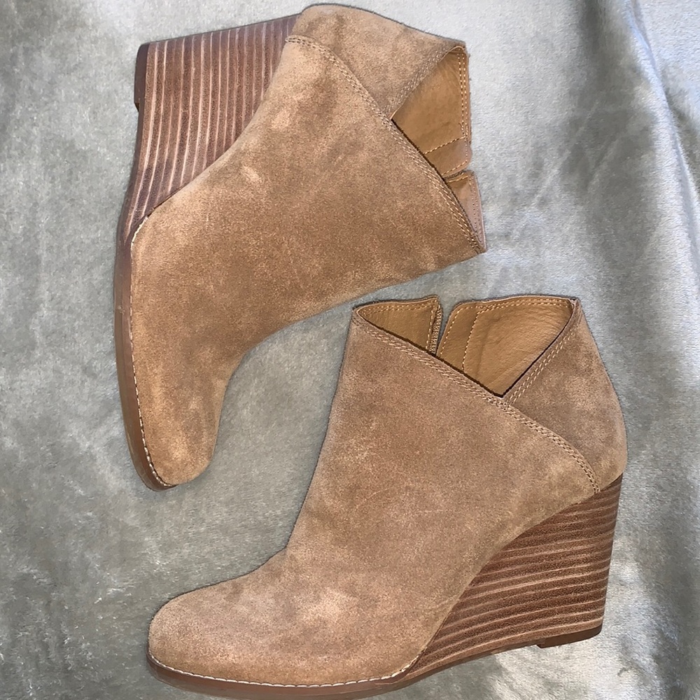 Lucky Brand Tan Booties, Size 7